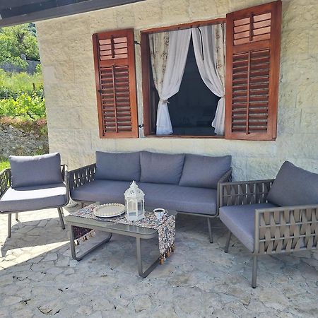 Banjo Rustic House Lake View เวียร์ปาซาร์ ภายนอก รูปภาพ